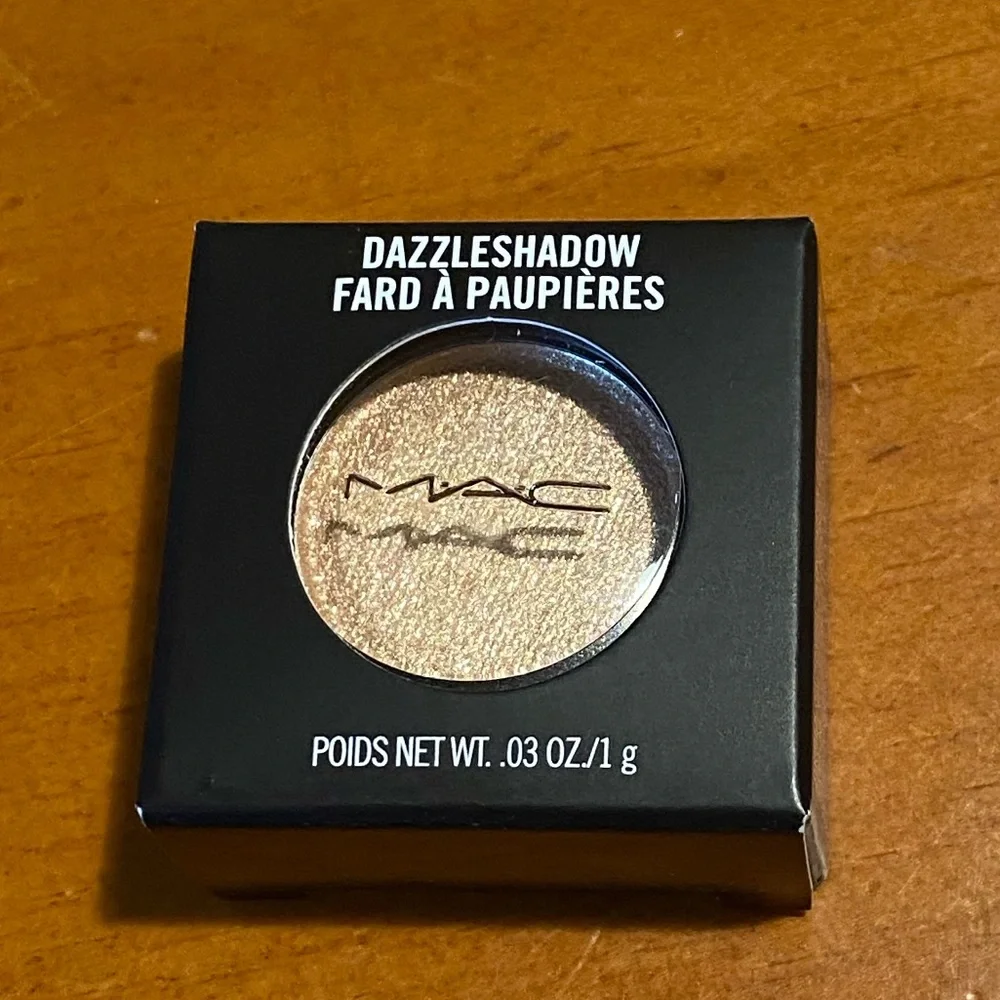 MAC Dazzleshadow Eyeshadow Oh So Gilty